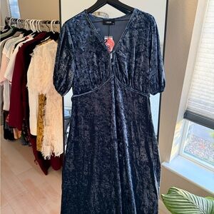 Cider Women's Dark Blue Velvet Midi Dress